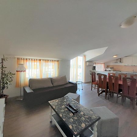 Apartments Nada クルク エクステリア 写真