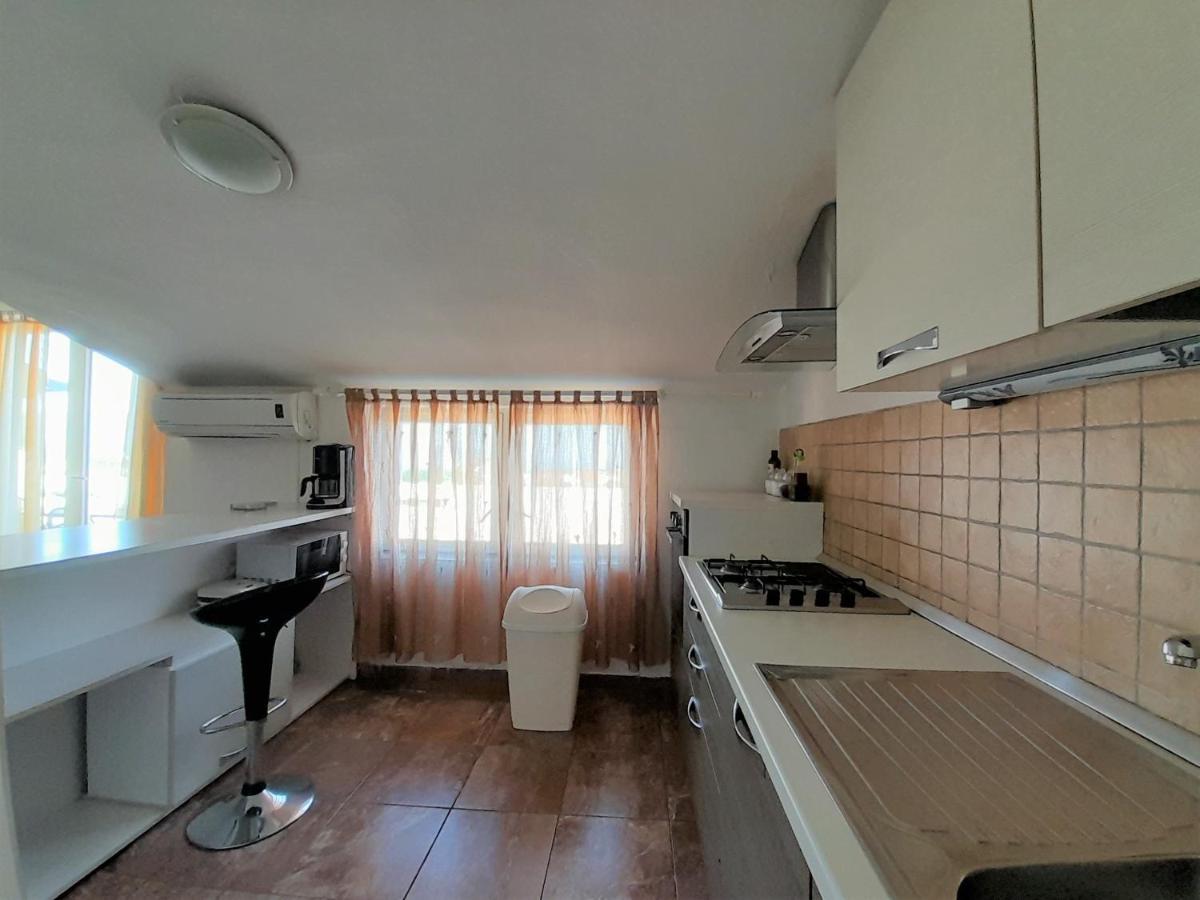 Apartments Nada クルク エクステリア 写真